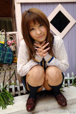 小东西不喜欢戴小雨伞军人
